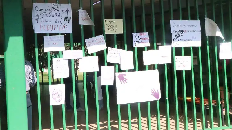 Toman la prepa “Joaquín Ramírez Cabañas” en Coatepec